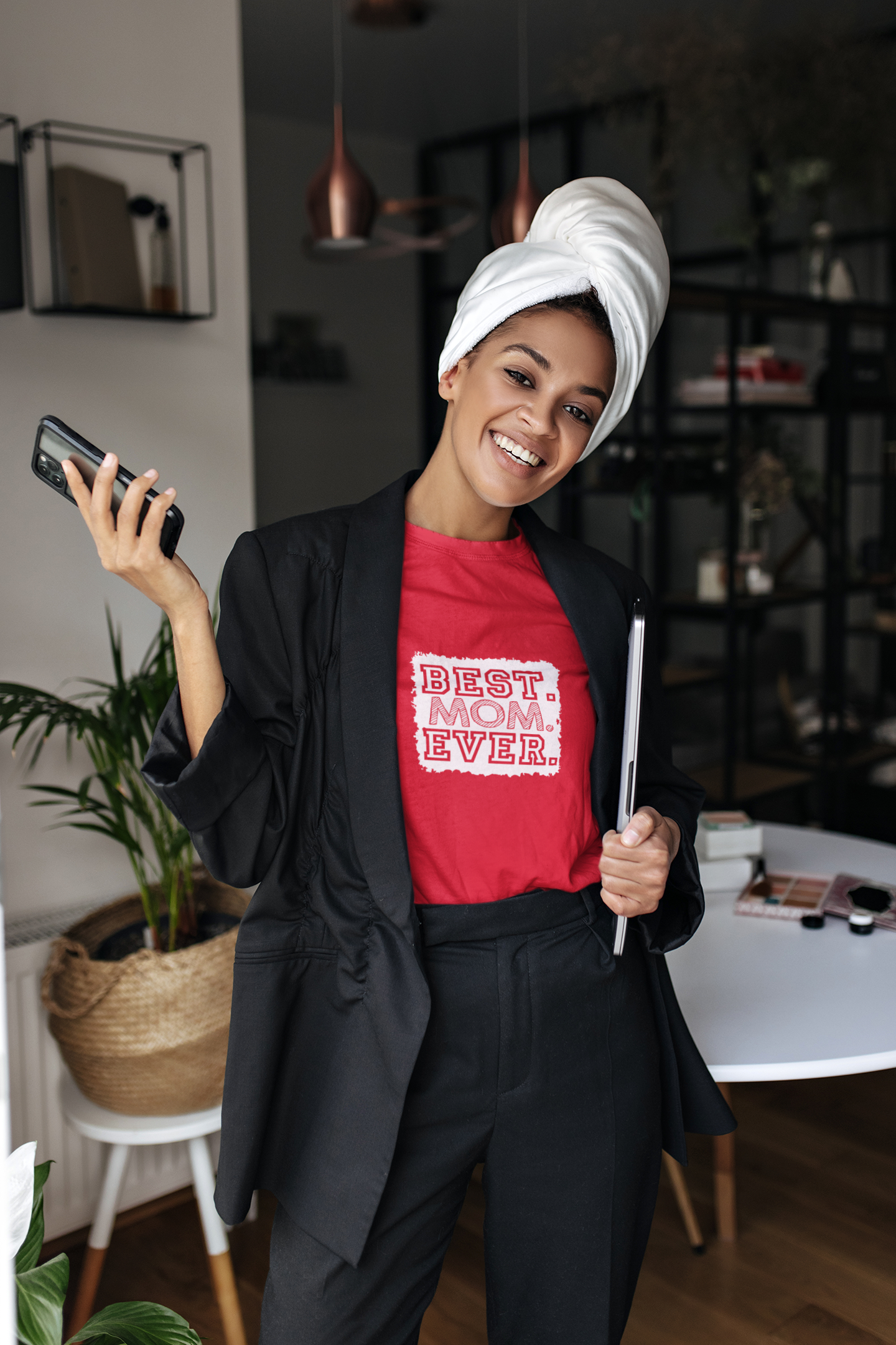 Best Mom Ever Unisex Tee - Perfect Gift for Mother's Day, Birthday, Family Events, Casual Wear, Gifts for Moms